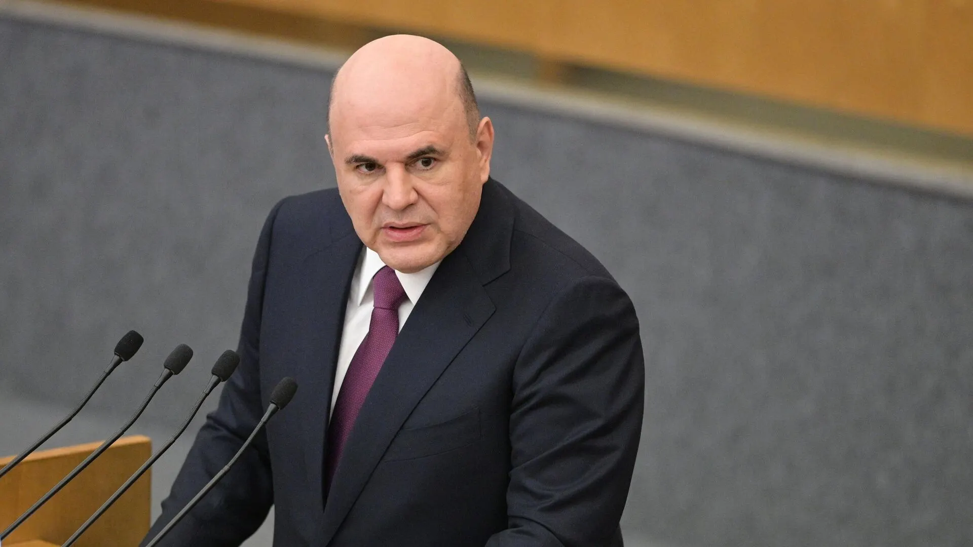 Ассоциация представителей электронной торговли предложила вводить НДС на импортные товары постепенно, предупреждая, что резкое введение налога может оттолкнуть покупателей от маркетплейсов и ударить по выручке российских продавцов.