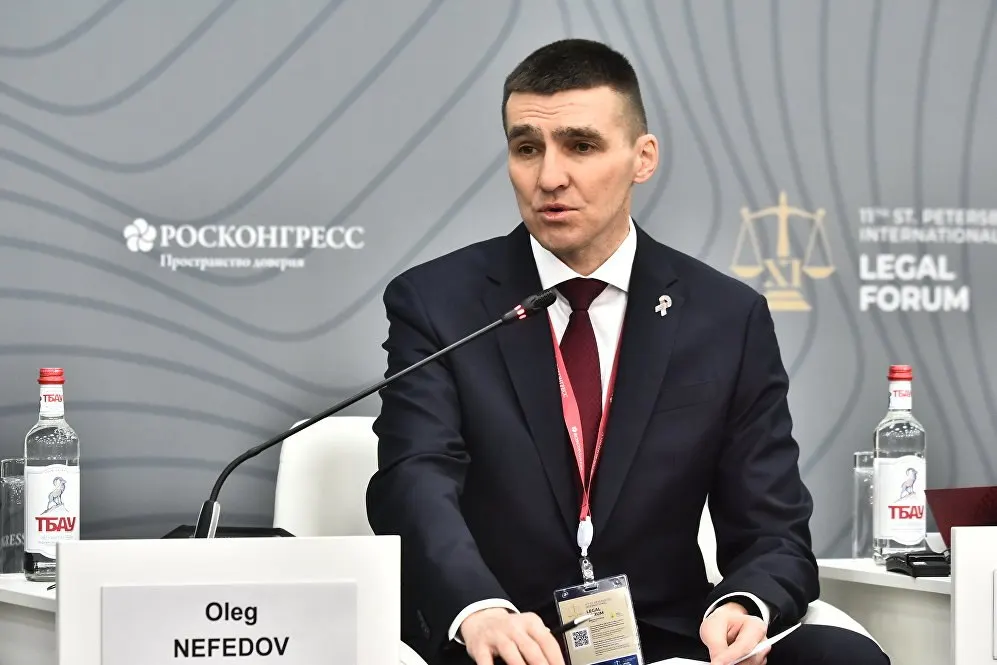 Высшая квалификационная коллегия судей 26 мая рассмотрит ходатайство судьи Олега Нефедова о рекомендации его кандидатуры на должность заместителя председателя Верховного суда — председателя коллегии по гражданским делам. Нефедов известен рядом резонансных решений, в том числе признанием «движения ЛГБТ» и «Международного движения сатанизма» экстремистскими организациями и признанием фонда ФБК экстремистским юридическим лицом.