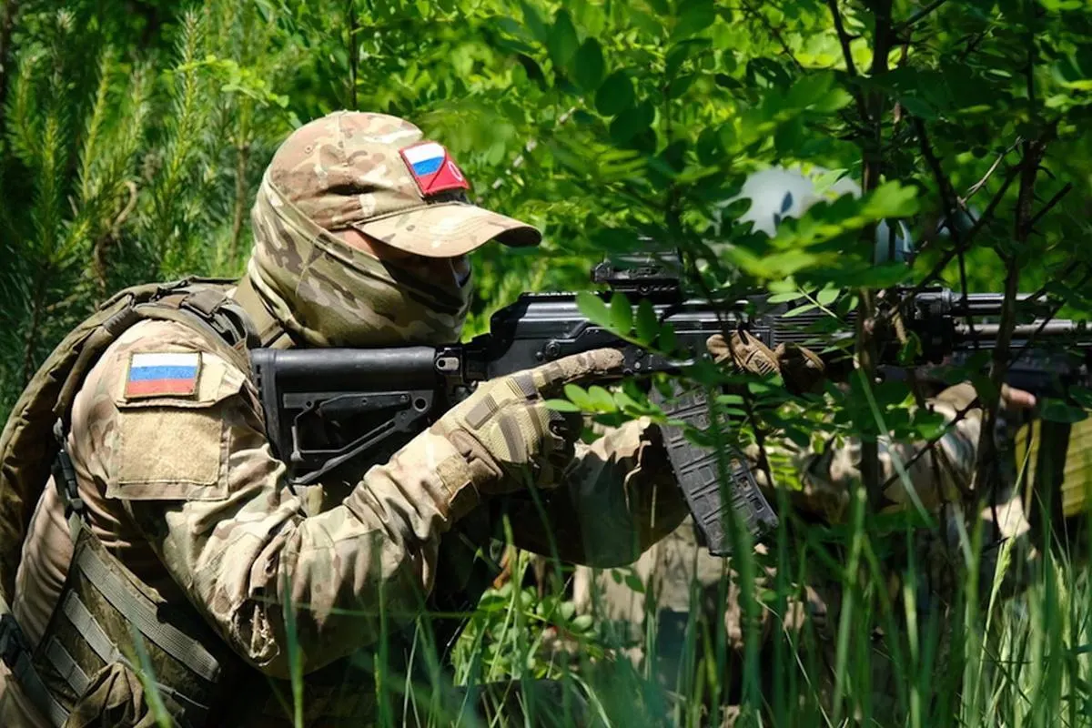 Аналитики Института по изучению войны считают, что территориальные амбиции Кремля расходятся с реальной ситуацией на фронте — из‑за замедления наступления, оборонительных укреплений и украинских контратак прогноз захвата всего Донбасса сделать невозможно.