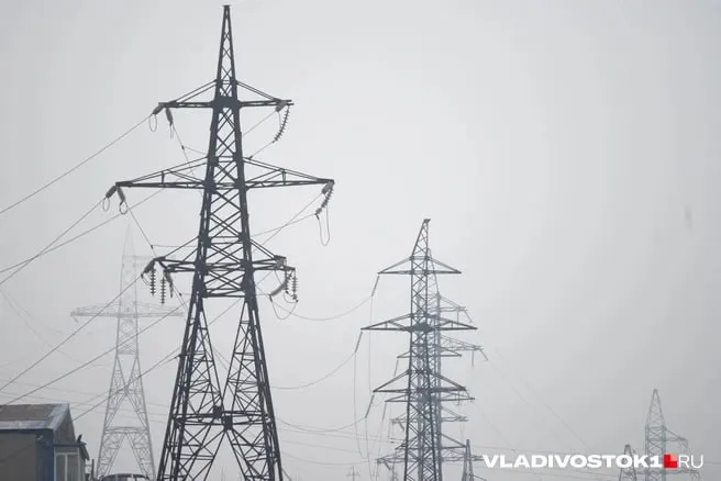 В утверждённом прогнозе заложена ежегодная индексация тарифов: с 1 октября 2026 года — первый рост, а к 2029 году средняя цена для городских потребителей превысит 8 рублей за кВт·ч.