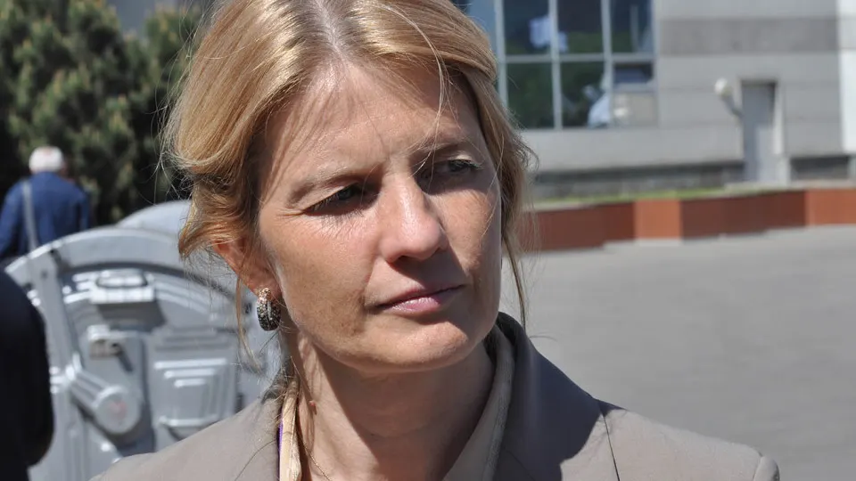 Наталья Касперская выступила против блокировок и ограничений в рунете после переговоров с представителями Второй службы ФСБ; участники рынка оценивают результаты как малоэффективные.