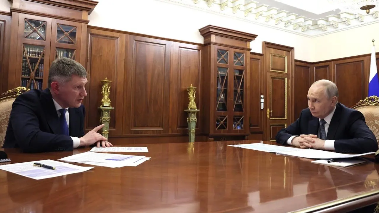 Министр Максим Решетников заявил, что ВВП на душу населения в России вырос с 43% от уровня США в 2017 году до почти 56% в 2025 году. По данным МВФ на 2026 год Россия занимает 66-е место по ВВП на душу населения — $18 530.