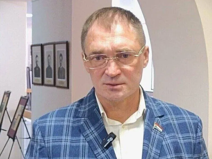 В отношении него начата служебная проверка, возможна проверка на предмет уголовного дела.