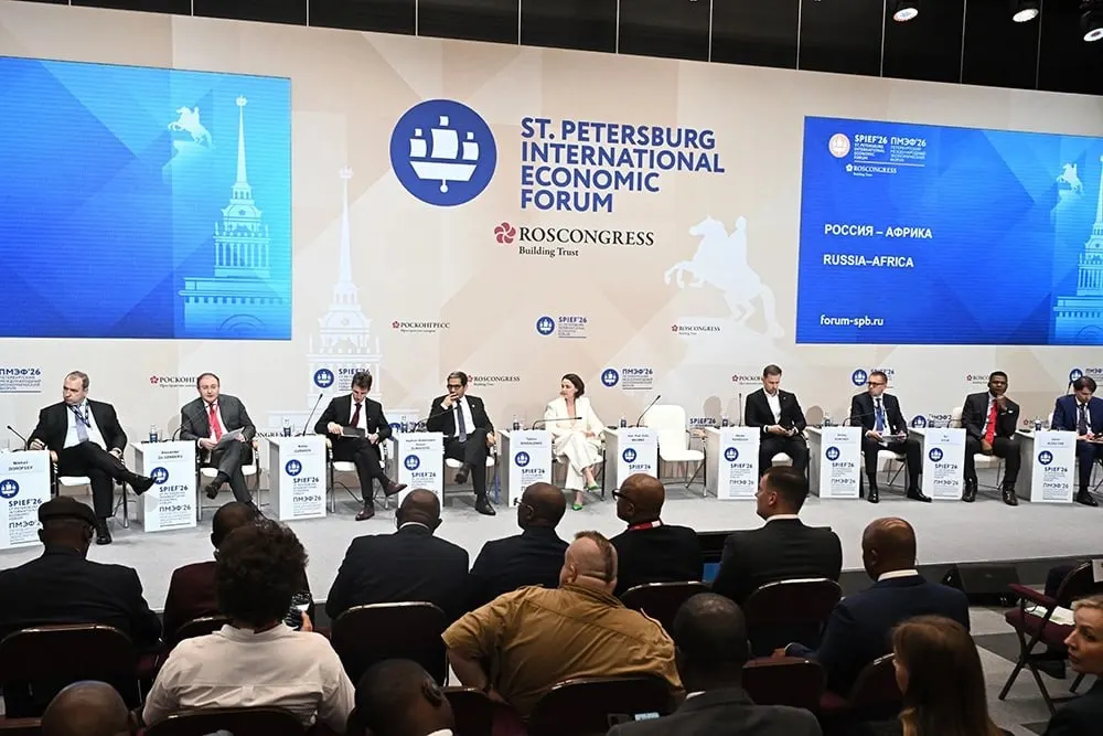 На ПМЭФ говорили о росте товарооборота до $27 млрд, визитах 17 африканских лидеров и подготовке третьего саммита в Москве. В числе приоритетов — помощь в ликвидации энергетического дефицита, где около 600 млн человек лишены стабильного доступа к электричеству.