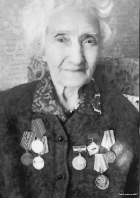 Ветеран и труженица тыла Мария Григорьевна Локоть скончалась на 103-м году жизни, сообщили в администрации Ленинского района Самары. Накануне Дня Победы к ней приходили с поздравлениями и поддержкой.