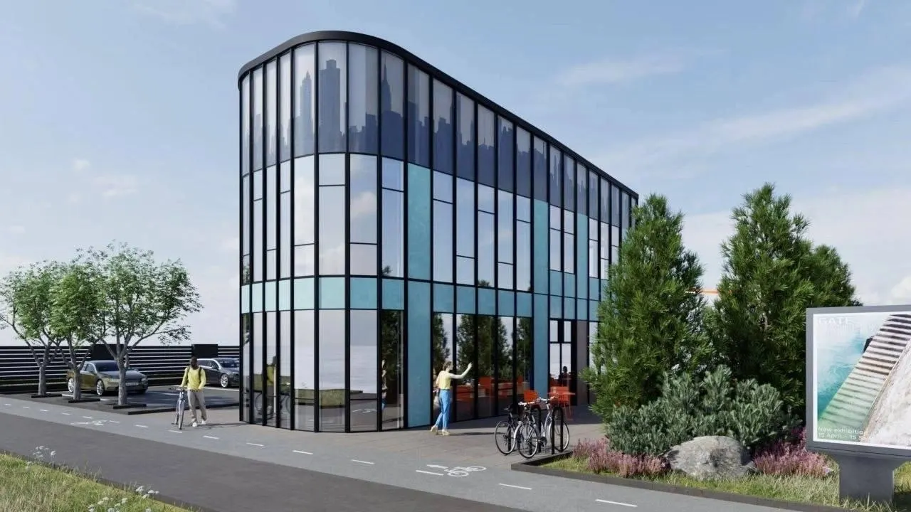 На Ново‑Садовой стартовало строительство двухэтажного кафетерия; окончание работ запланировано на ноябрь 2026 года. Оператор и концепция пока не раскрыты.