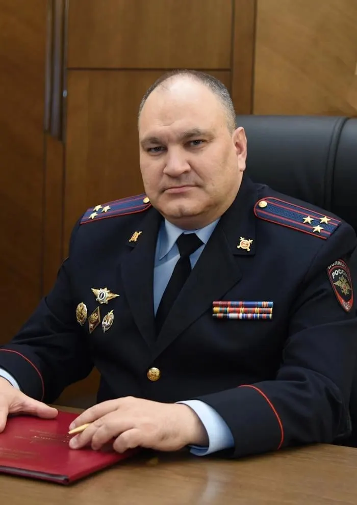 Назначенный указом Президента заместитель начальника ГУ МВД по Волгоградской области Константин Кремнев временно исполняет обязанности начальника главка. Коротко о биографии и карьере.