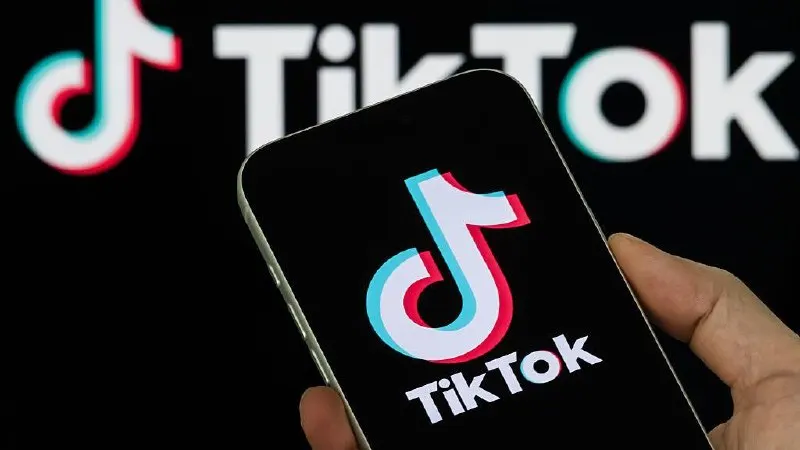 Платформа получила штраф за то, что не удалила два ролика, признанных содержащими «пропаганду нетрадиционных сексуальных отношений».