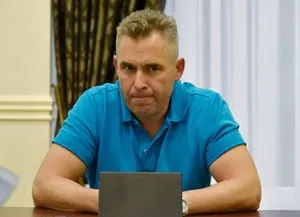 Совет Европейского союза расширил санкционный список: под ограничения попали свыше 80 физических и юридических лиц, включая экс-уполномоченного по правам ребёнка Павла Астахова и генпрокурора Александра Гуцана; также затронуты журналисты и блогеры.