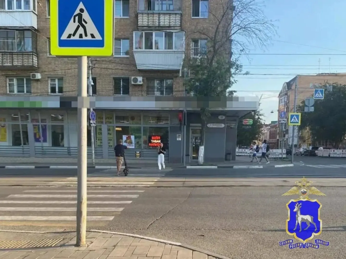 29 июля вечером на улице Красноармейской у площади Куйбышева 19‑летний водитель Chevrolet Niva наехал на 17‑летнюю девушку; у неё травма колена, пострадавшую госпитализировали.