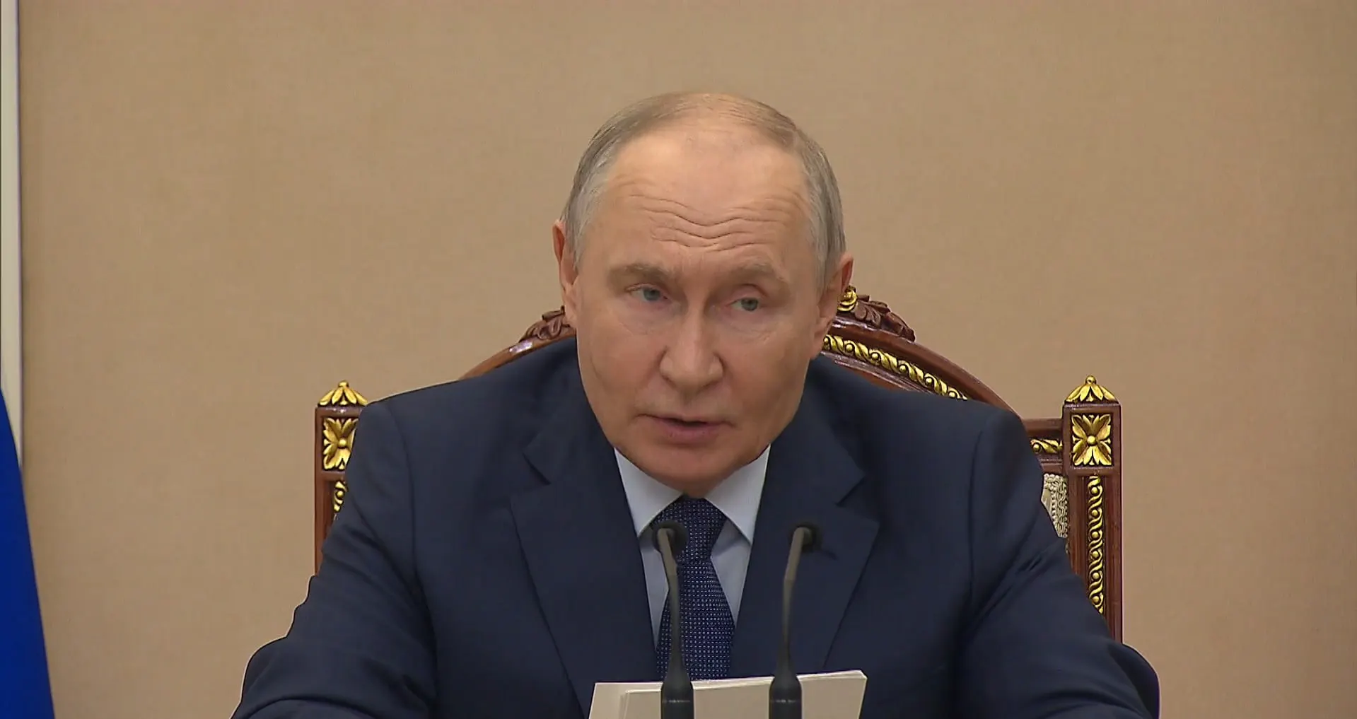 Рост ВВП, профицит федерального бюджета и поручения по поддержке регионов: ключевые выводы совещания по экономике.