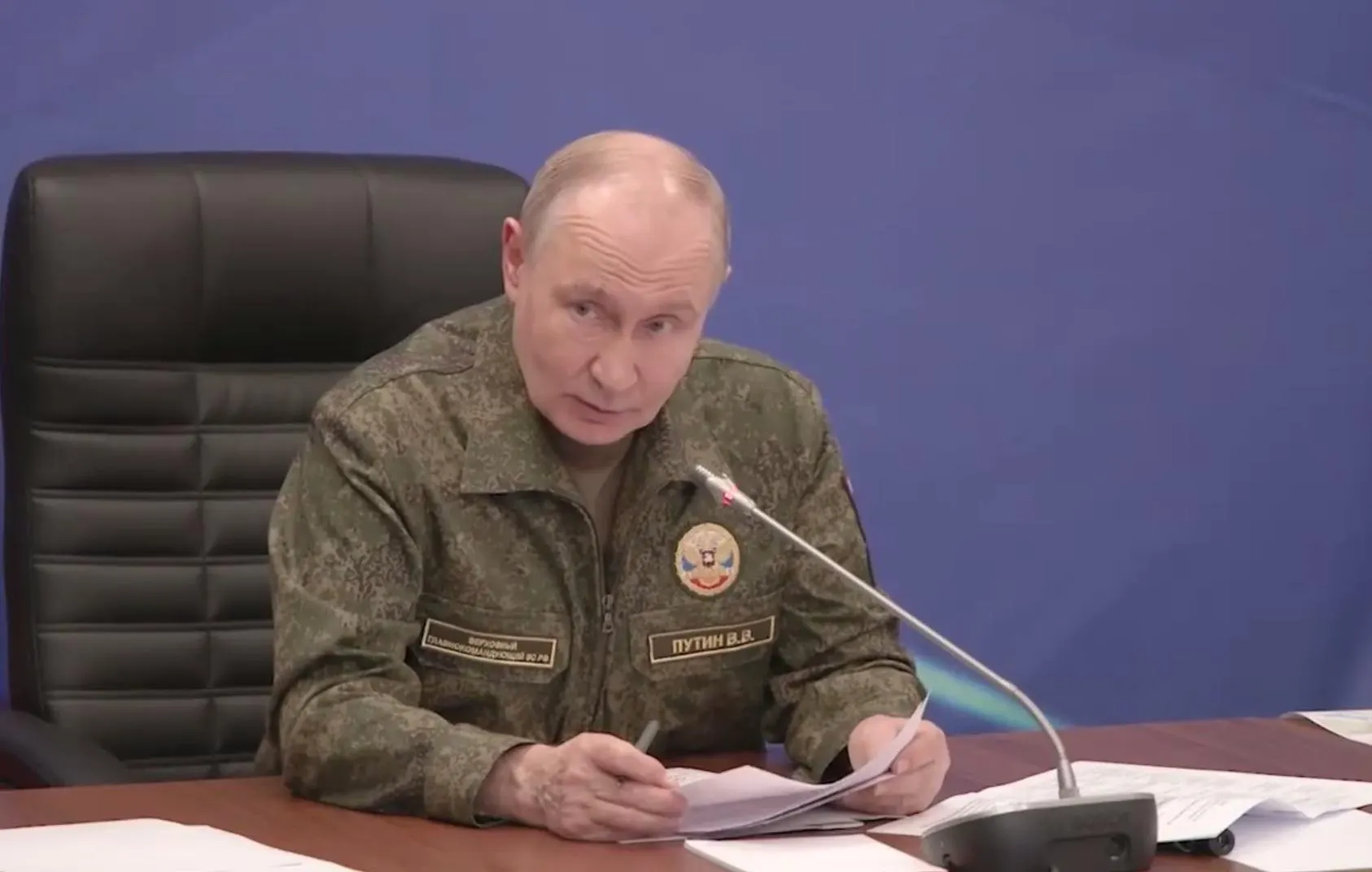 Президент сообщил, что российские войска взяли под контроль Константиновку в Донецкой Народной Республике; независимая проверка информации пока недоступна.