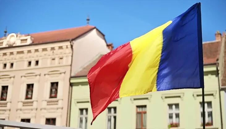 МИД Румынии потребовал выезда сотрудника посольства России после того, как 24–26 июля румынские военные сбили три беспилотника, нарушивших воздушное пространство страны.