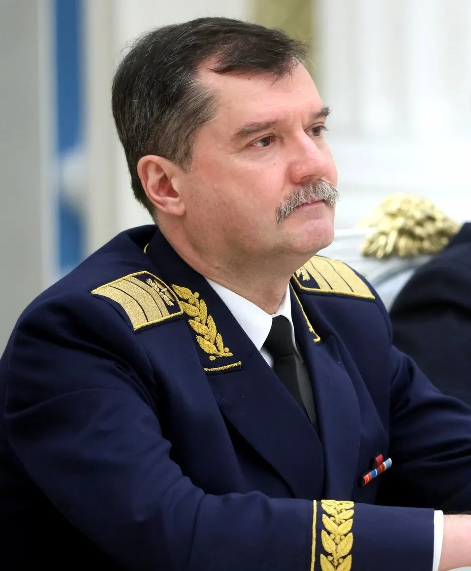 Бывшего руководителя Росавиации задержали по подозрению в особо крупном мошенничестве в составе организованной группы; следствие рассматривает значительный ущерб бюджету.