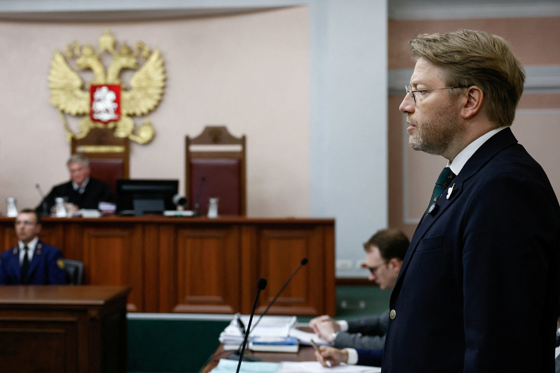 Суд принял решение снять антивоенную партию с выборов по делу о предполагаемом иностранном финансировании кампании. Событие стало важной вехой в политической борьбе перед голосованием.