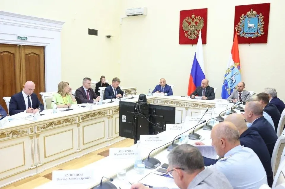 Глава региона включил руководителей министерств и глав муниципалитетов в состав резерва отряда противодействия беспилотным системам «БАРС-Крылья» и они пройдут спецподготовку.
