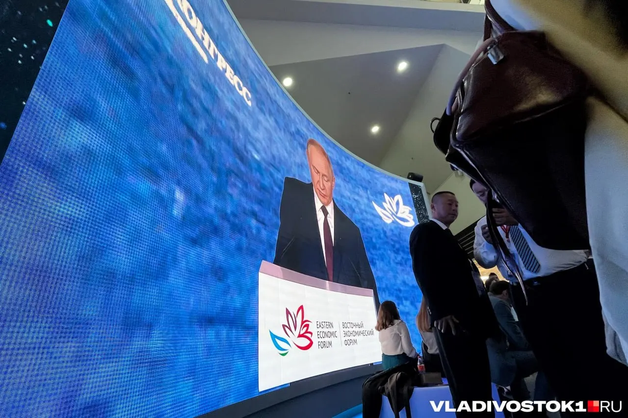 Президент России приедет во Владивосток 2–3 сентября для участия в XI Восточном экономическом форуме и встреч с региональными и международными лидерами.
