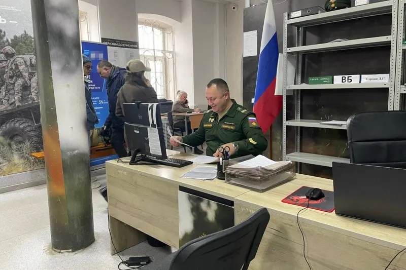 Официальные лица заявили, что мобилизация в стране не планируется; аналитики полагают, что тема используется для психологического давления.