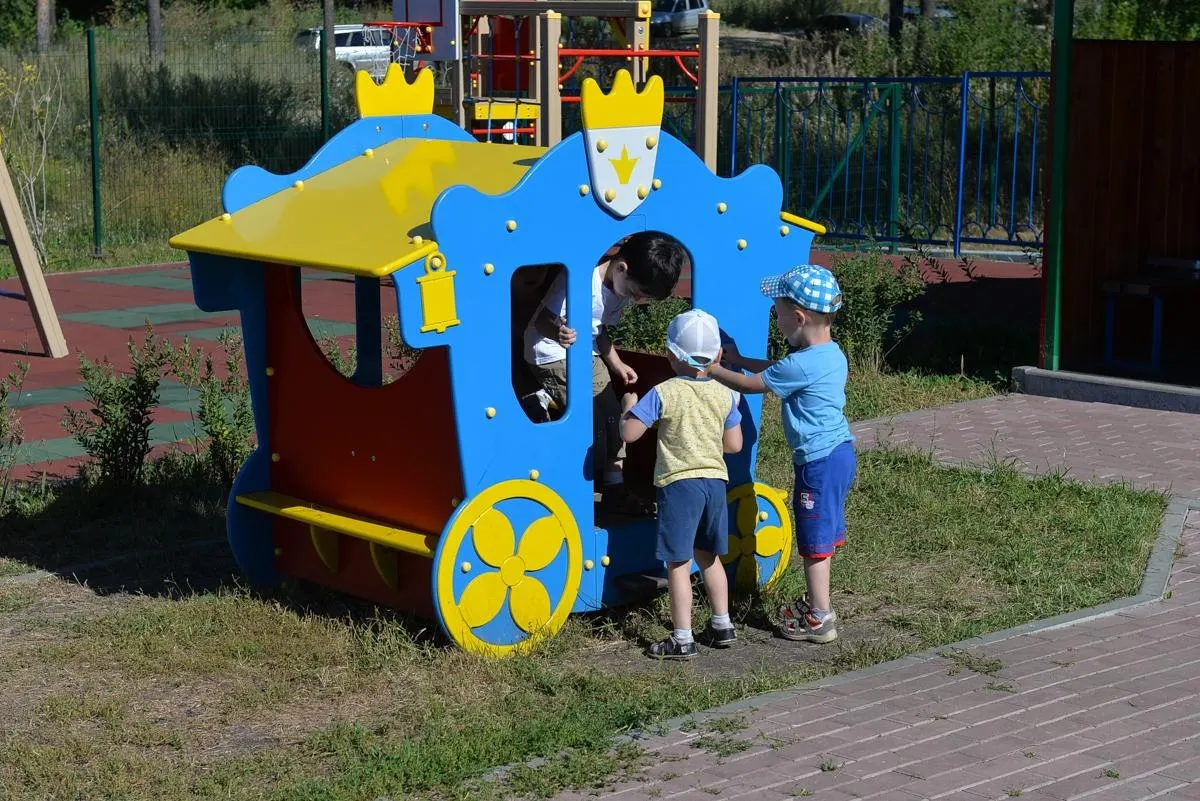 В городе запланировано объединение детского сада комбинированного вида №301 и детского сада №6 для оптимизации расходов и более эффективного использования ресурсов.
