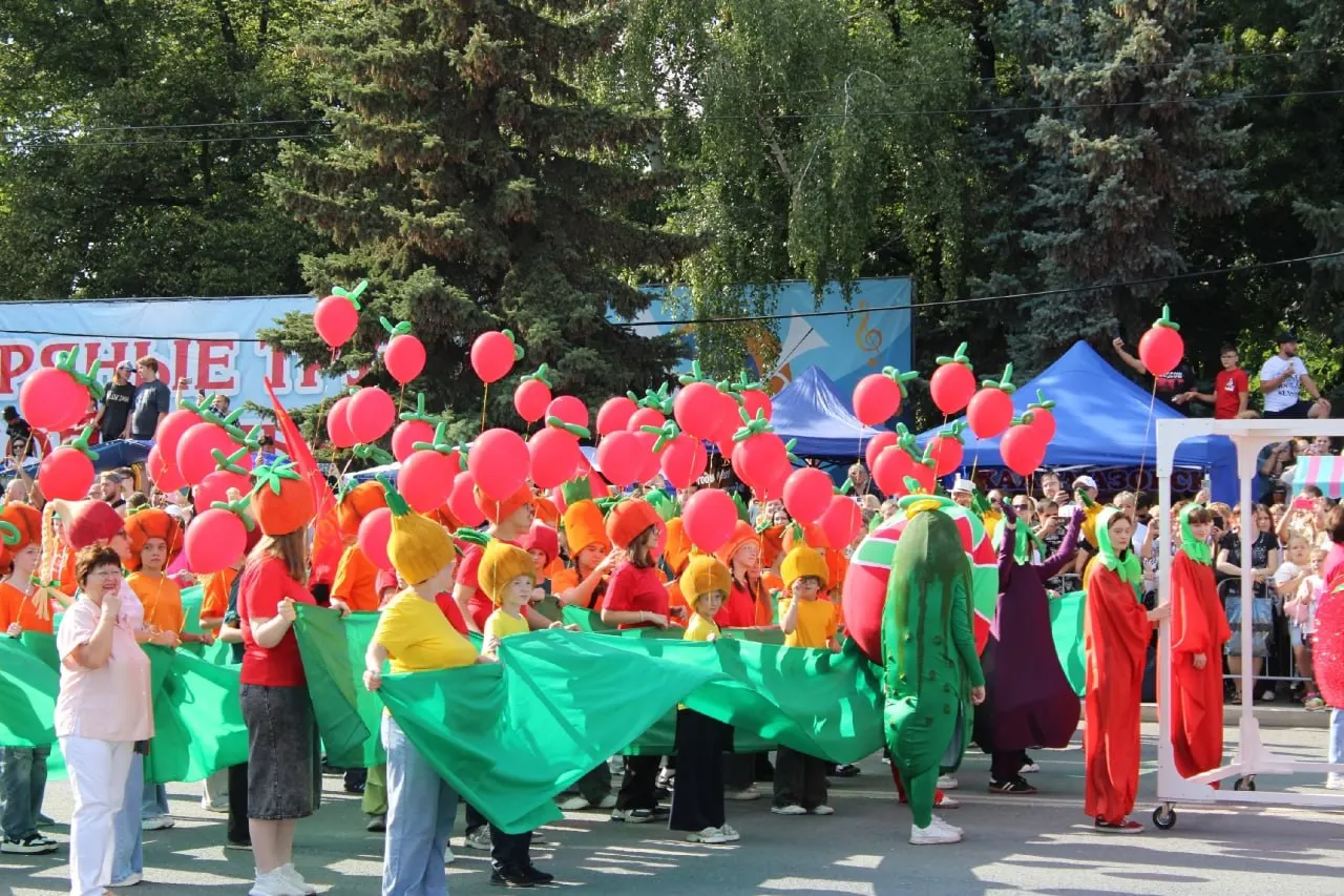 15 августа из Самары будет доступен дополнительный поезд к фестивалю «Сызранский помидор»: отправление в 08:36, прибытие в 10:19; обратный рейс в 16:25 — прибытие в Самару в 18:07.