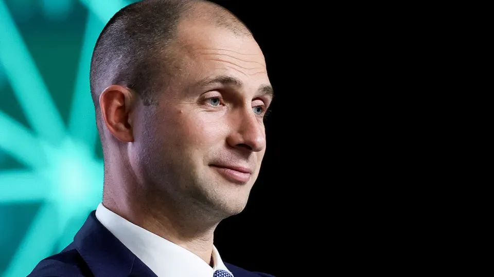 По МСФО за первое полугодие 2026 года VK зафиксировала убыток, во втором квартале — прибыль благодаря продаже части активов; общая динамика указывает на непростую доходность отрасли.
