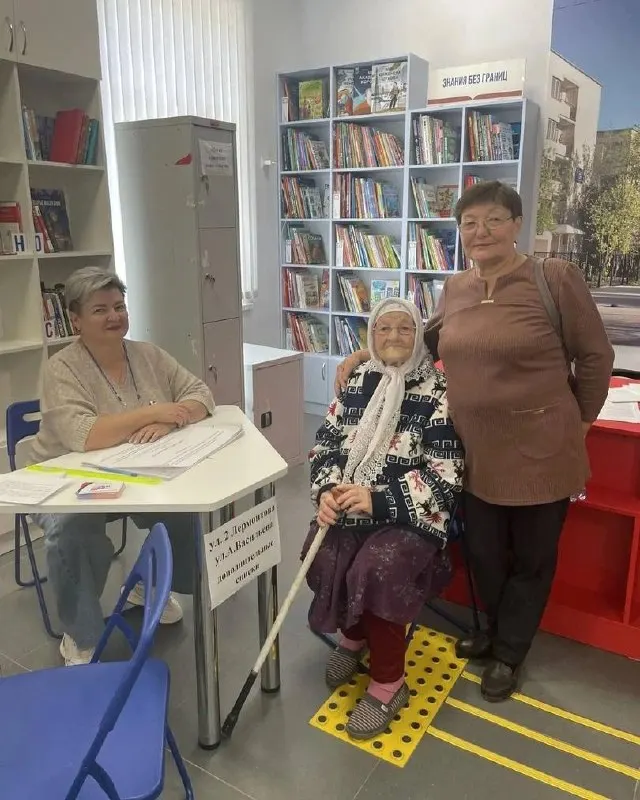 На УИК №2303 города Похвистнево зафиксирована 94-летняя избирательница.