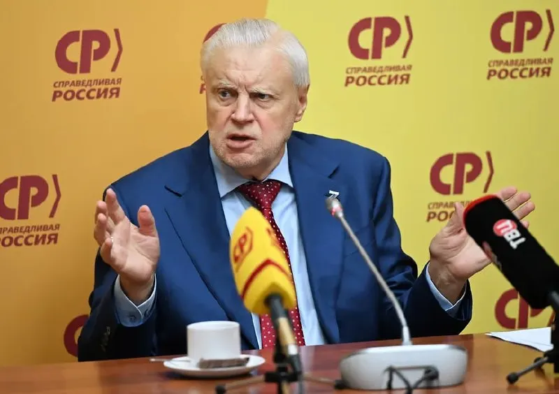 Лидер «Справедливой России» сообщил о возвращении к работе и назвал причины снижения поддержки, связанные с трудностями и последствиями СВО.