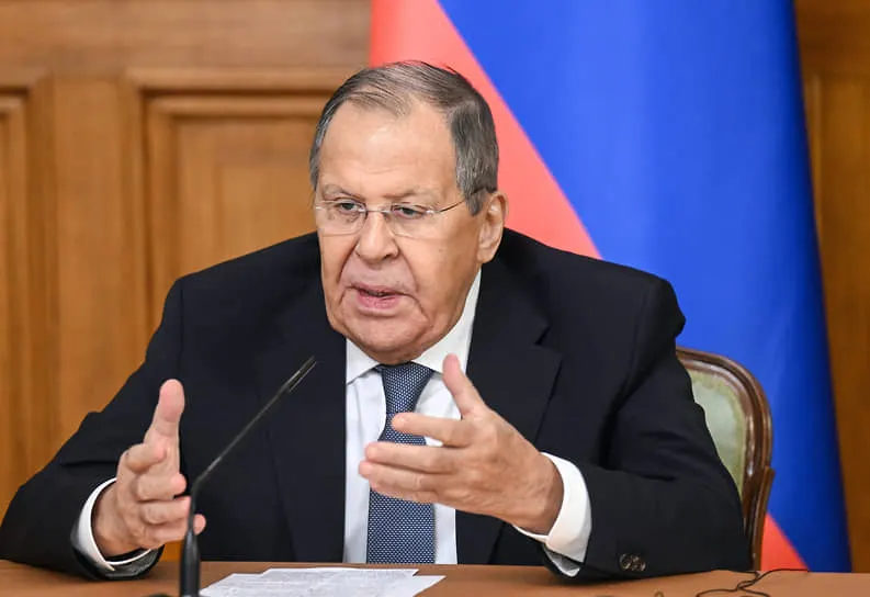 Министр иностранных дел заявил, что информационная кампания вокруг операции будет продолжаться и имеет тенденцию к эскалации.