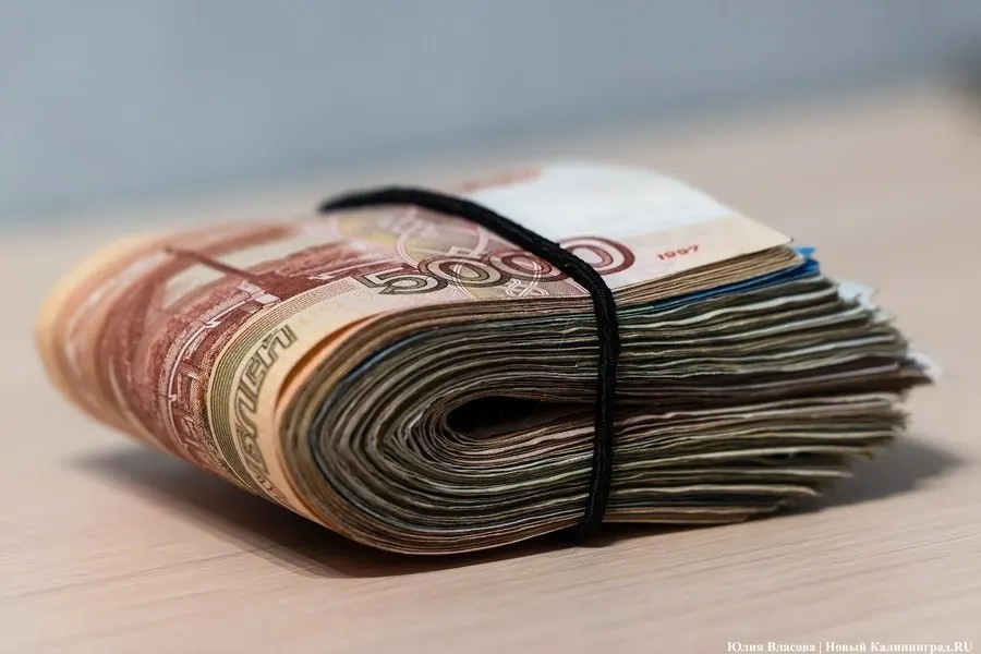 За год объем кредитования физических лиц в регионе вырос на 24%, превысив 212,8 млрд рублей, а совокупный портфель заемщиков достиг 263,4 млрд рублей на фоне снижения ставки.
