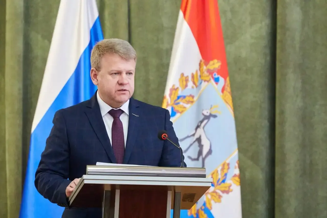 Новым руководителем города стал Андрей Советкин; кандидатуру поддержали депутаты городской думы.