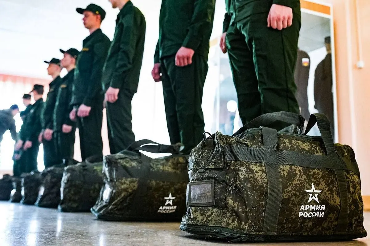 Осенью в регионе планируют призвать свыше 1500 призывников на военную службу; срок службы по призыву останется 12 месяцев; призывники по призыву не будут направляться на выполнение задач специальной военной операции.