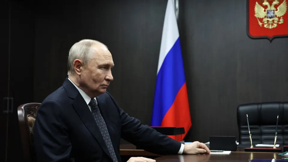Президент России заявил о намерении возобновить трехсторонний формат переговоров по обеспечению безопасности Украины и России в рамках мирного урегулирования.